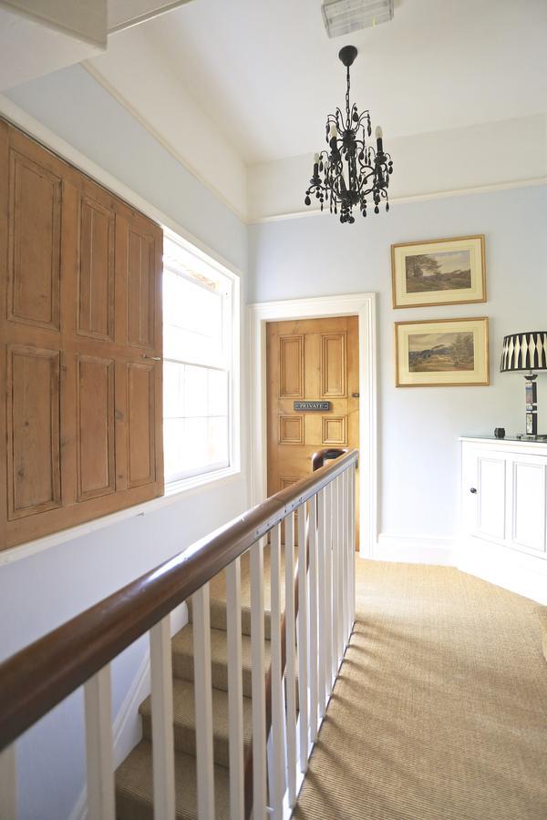 The Library House B&B アイアンブリッジ エクステリア 写真